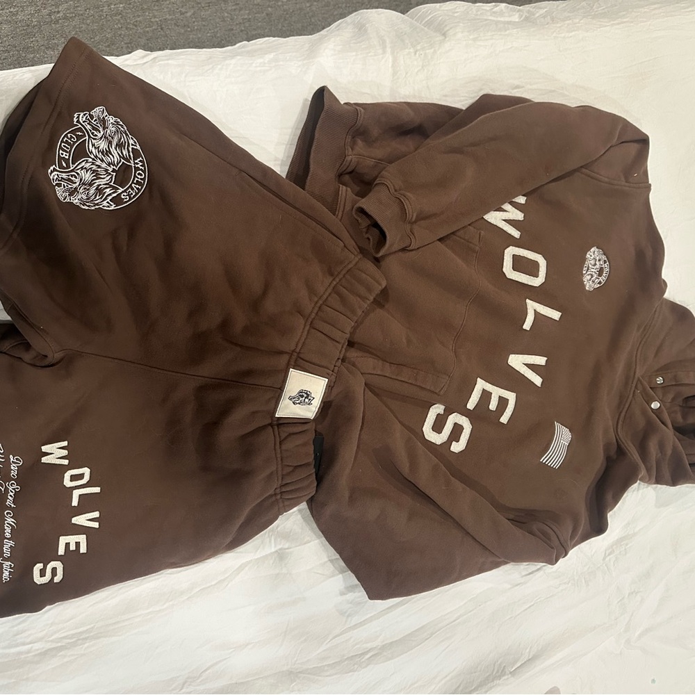 Brown Wolves Hoodie and Shorts Set